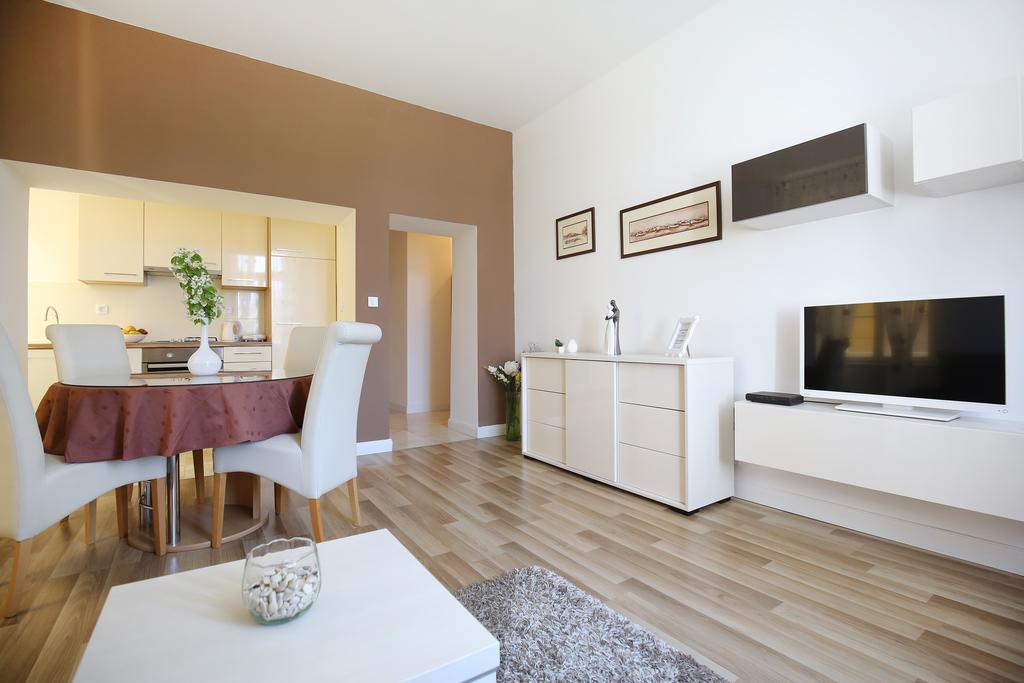 Bay View Apartment زادار المظهر الخارجي الصورة
